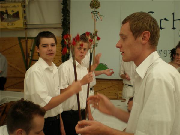 image 001