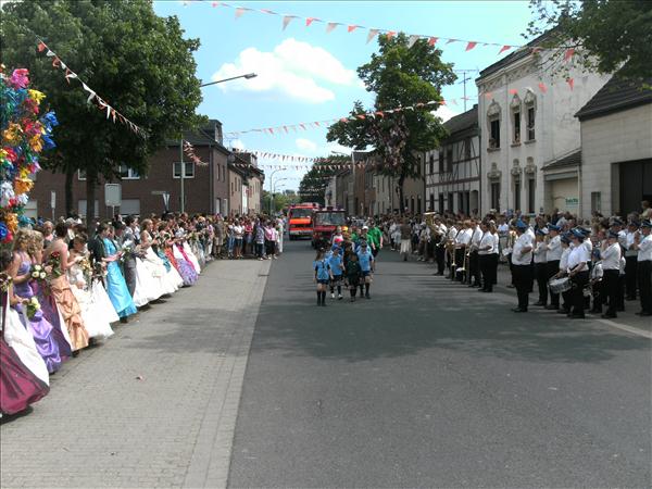 image 375