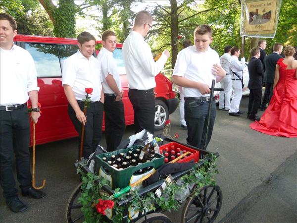 image 003
