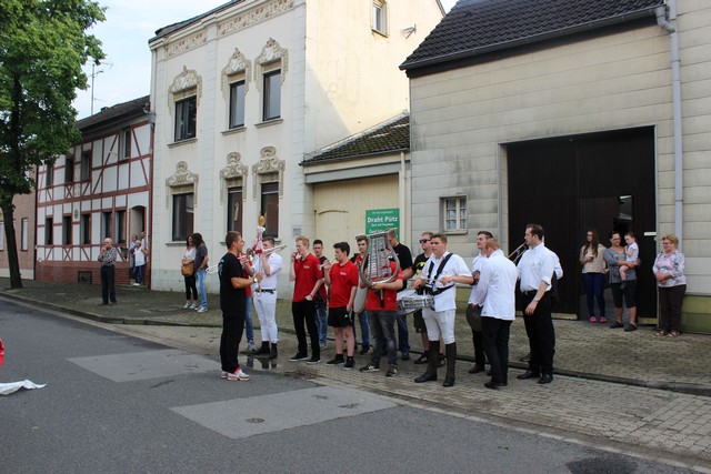 BILD 132