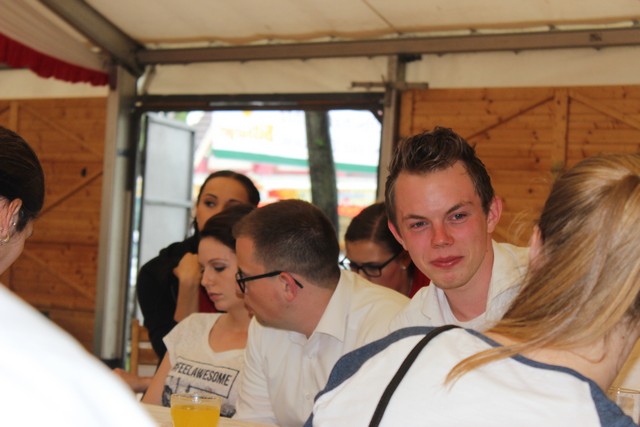 BILD 82