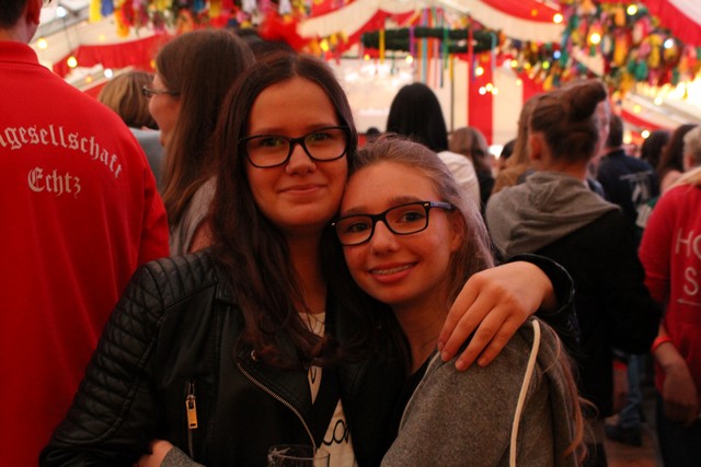 BILD 83