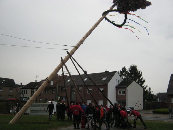 053